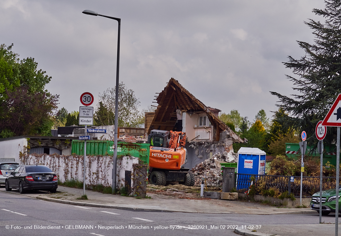 02.05.2022 - Baustelle Niederalmstraße 16